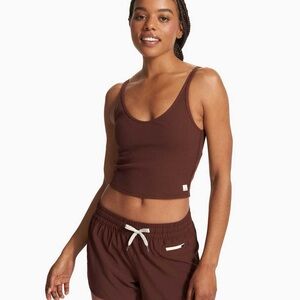 Vuori Brown Ribbed Crop Top